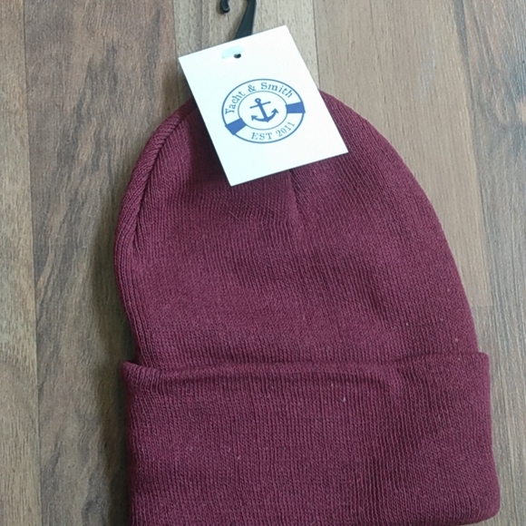 Brand new Yacht & Smith beanies - Picture 2 of 6